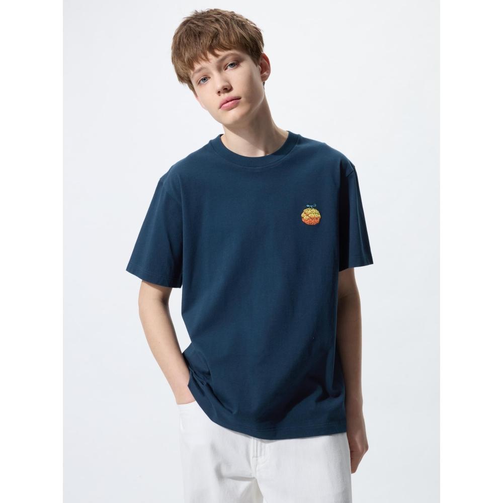 Uniqlo One Piece UT  Graphic T  B