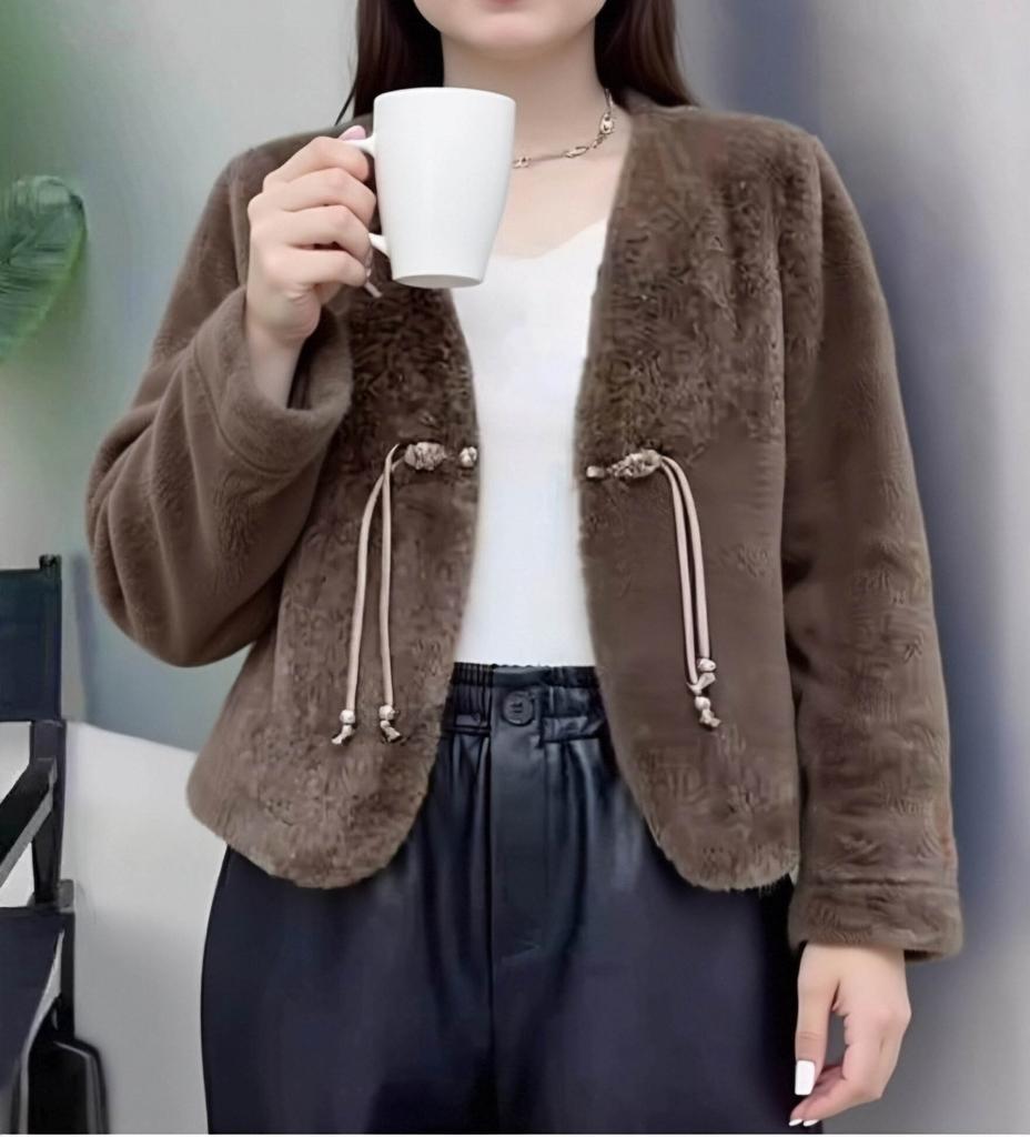 Autumn and winter short coat fur integrated Internet celebrity trend simple fashion imitation mink hair winter thickened top