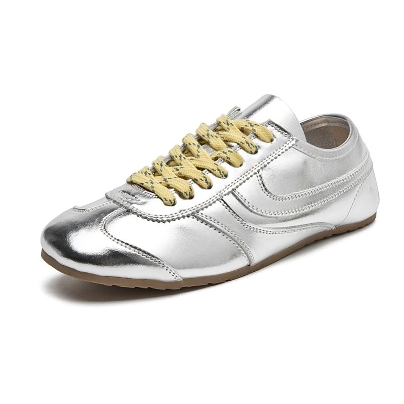 Women's Retro Leather Sneakers Casual Low Heel Walking Shoes Square Toe Comfortable Fashion Sneakers