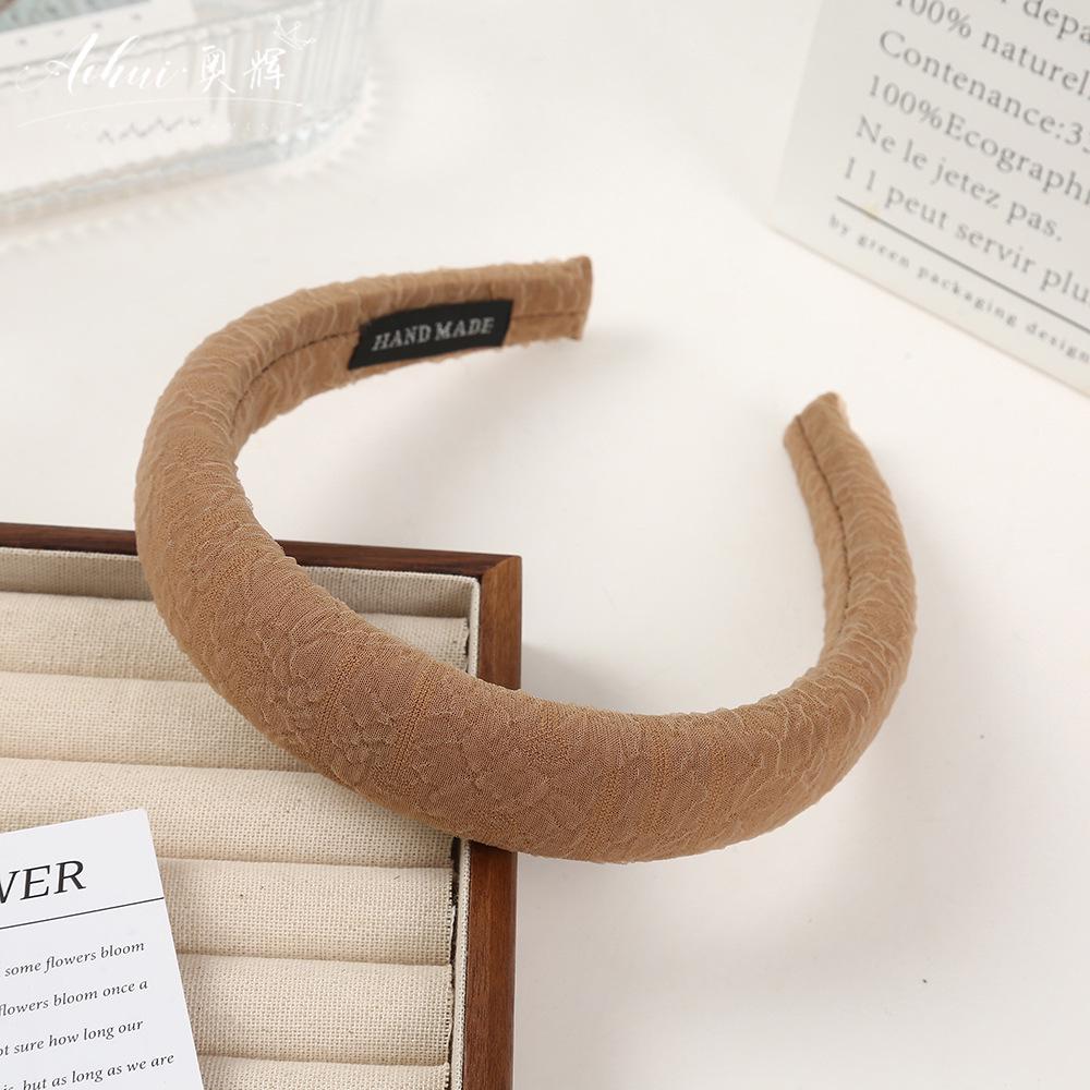 Korean Style Wide Brim Headband: Summer Solid Color Hair Accessory for Women