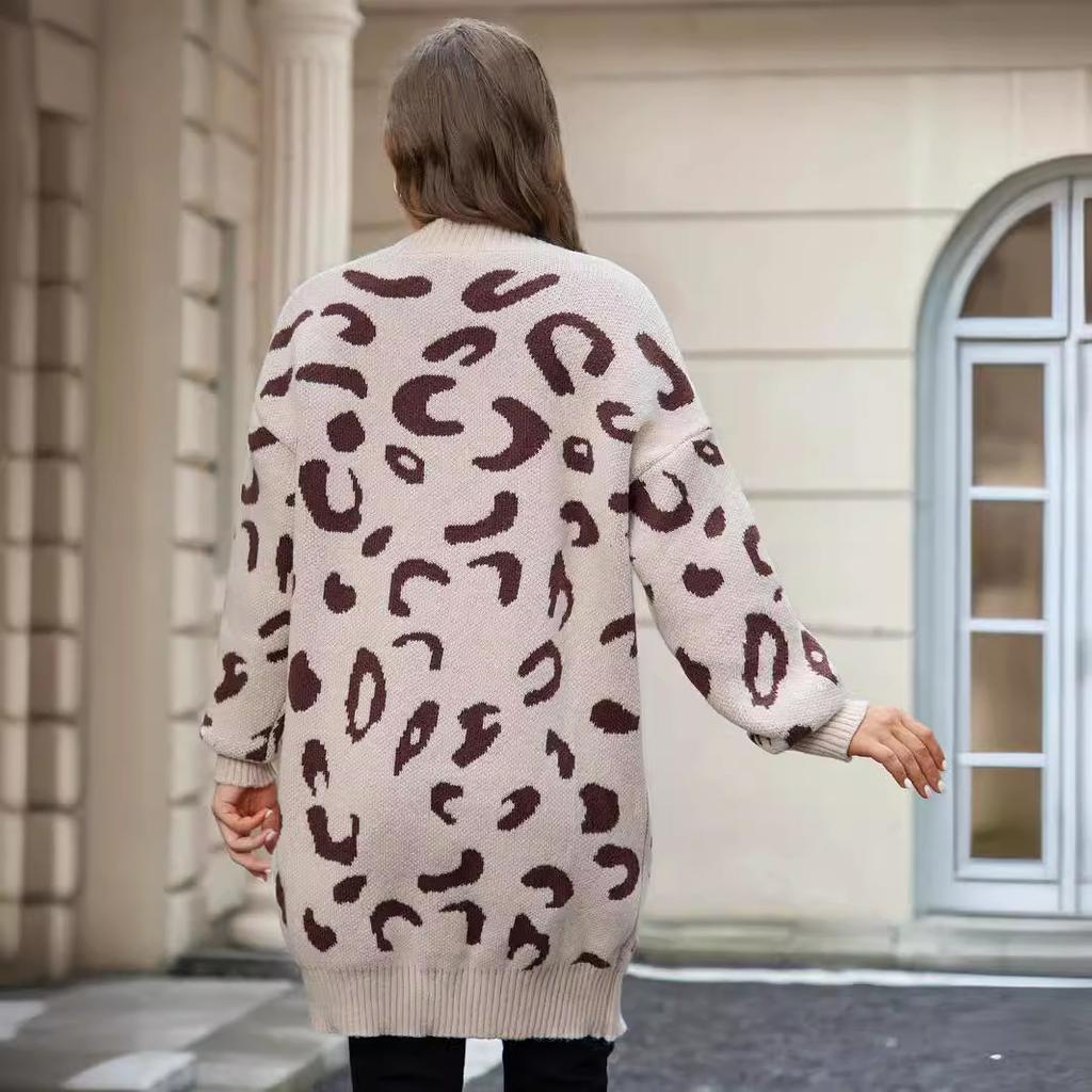 2024 Herbst Winter Gestrickte Leopardenpullover Damen Koreanisch V-Ausschnitt Dick Print Strickjacke Mantel Locker Knopf Oberbekleidung Tops