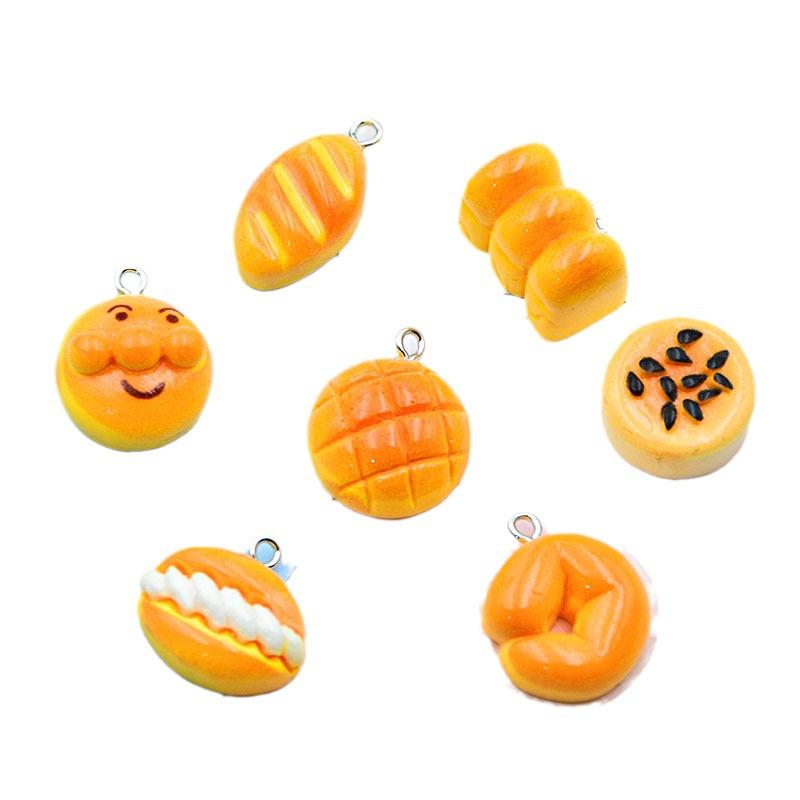Resin 3D Food Toy Keychain: Cute Bread, Pineapple Bun & Hamburger Pendant - DIY Handmade Jewelry Accessory