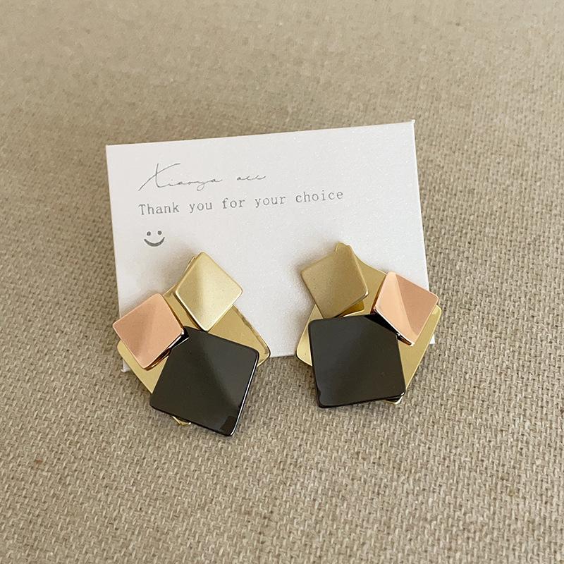 Нишевые Высококлассные Геометрические Ромбовидные Контрастные Серьги-гвоздики Женские Уникальная Индивидуальность Изысканная Мода Повседневные Серьги