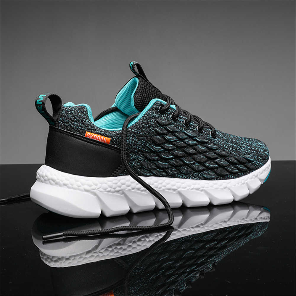 Two Tone Spring Character Shoes Woven Original Men's Sneakers Black Moccasins Sport Cosplay Loafers High-level Sneakeres