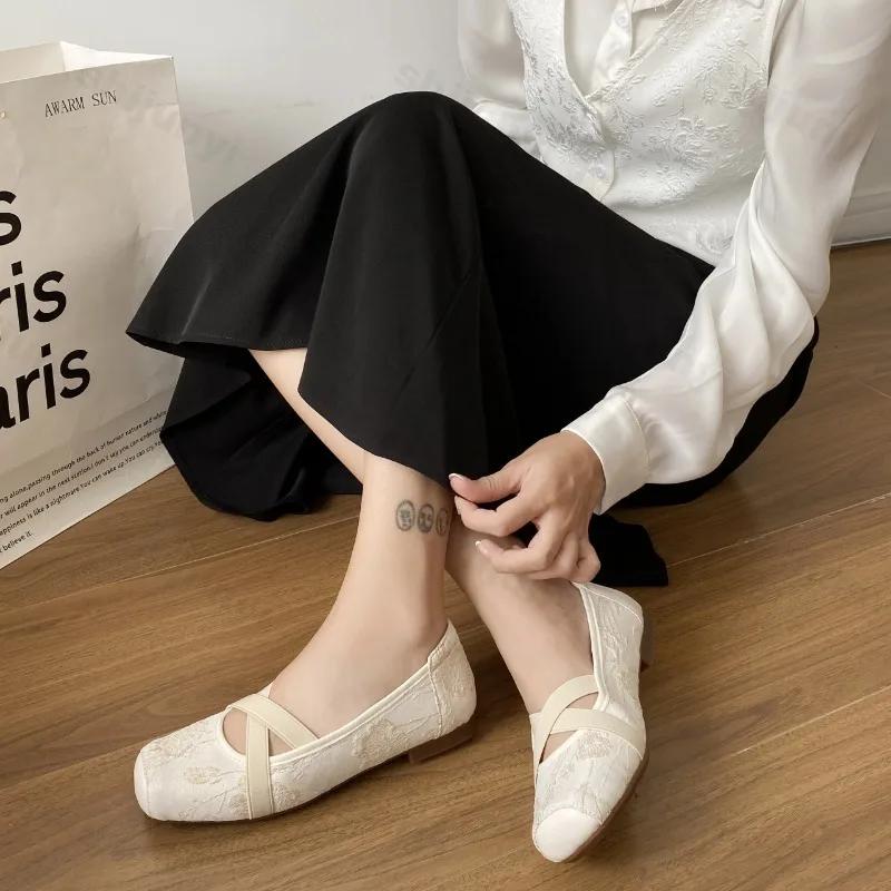 Woman Ballet Flats Female Luxury Retro Classic Square Toe Embroidery Elastic Band Ballerina Flats Ladies Soft Loafers Mary Jane