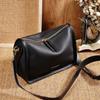 Top Layer Cowhide Breathable Large Capacity Genuine Leather Women's Bag 2026 New Retro Simple Texture Single Shoulder Underarm Messenger Bag