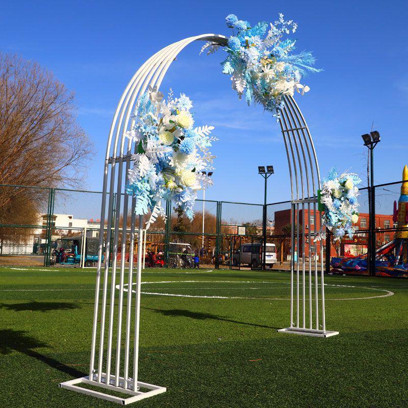 

Кованая свадебная арка: Сцена любви, уличная сцена, цветочная арка