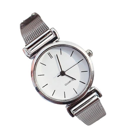 Dame Kvartsverk Klokke Sirkulær Skive Armbåndsur med Legeringsreim Damer Retro Analog Klokke for Hverdagslig Bruk Arbeid Dato