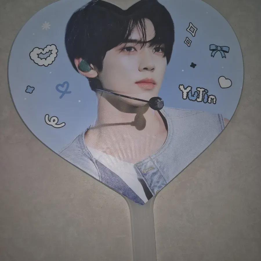 

ZEROBASEONE Хан Юджин Сердце Учива