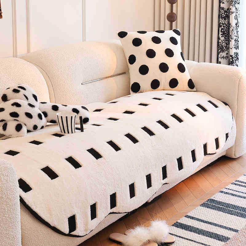 

Alien Lamb Plush Sofa Pad Thickened Four Season Universal Sofa Cushion Home Anti Slip Sofa Protective Mat Decoration Cover Blanket 30x50 pillowcase 1pcs