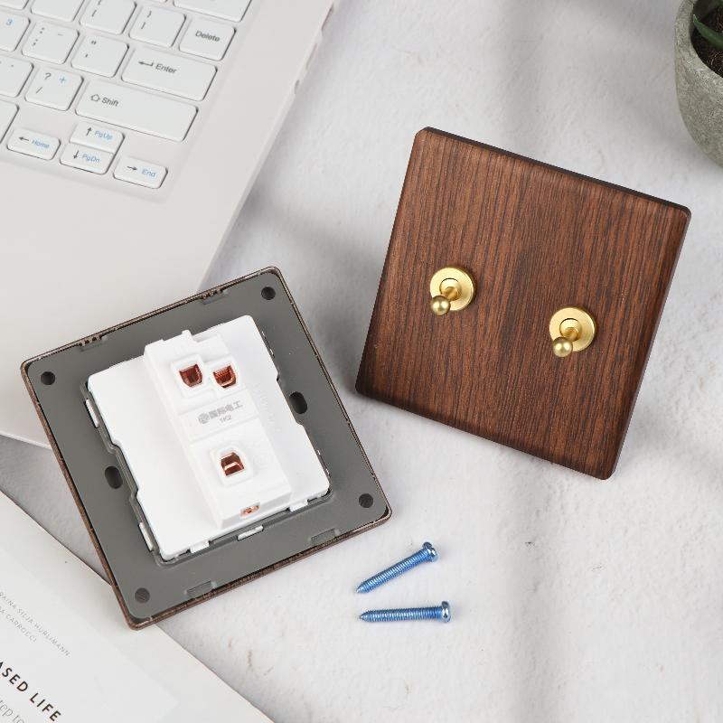 Wood Retro British Light Switch Socket Bedside Wall Lamp Switch LED Dimmer Pure Brass Toggle Switch Board