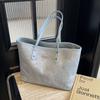 Fashion Versatile Tote Bag Women's New Commuter Underarm Bag Large Capacity Shoulder Women's Bag