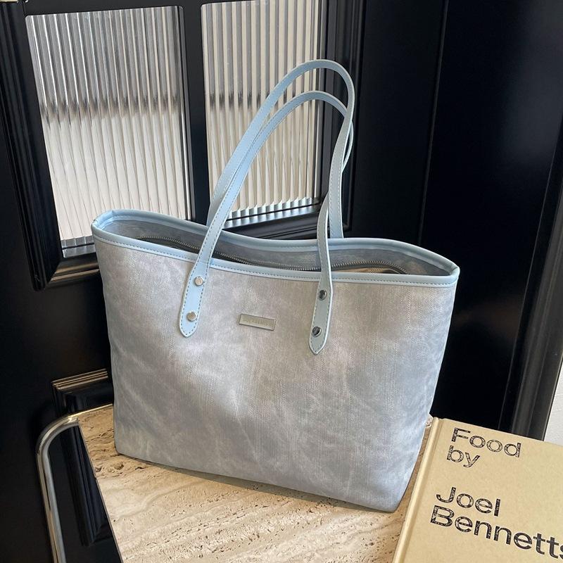 Fashion Versatile Tote Bag Women's New Commuter Underarm Bag Large Capacity Shoulder Women's Bag