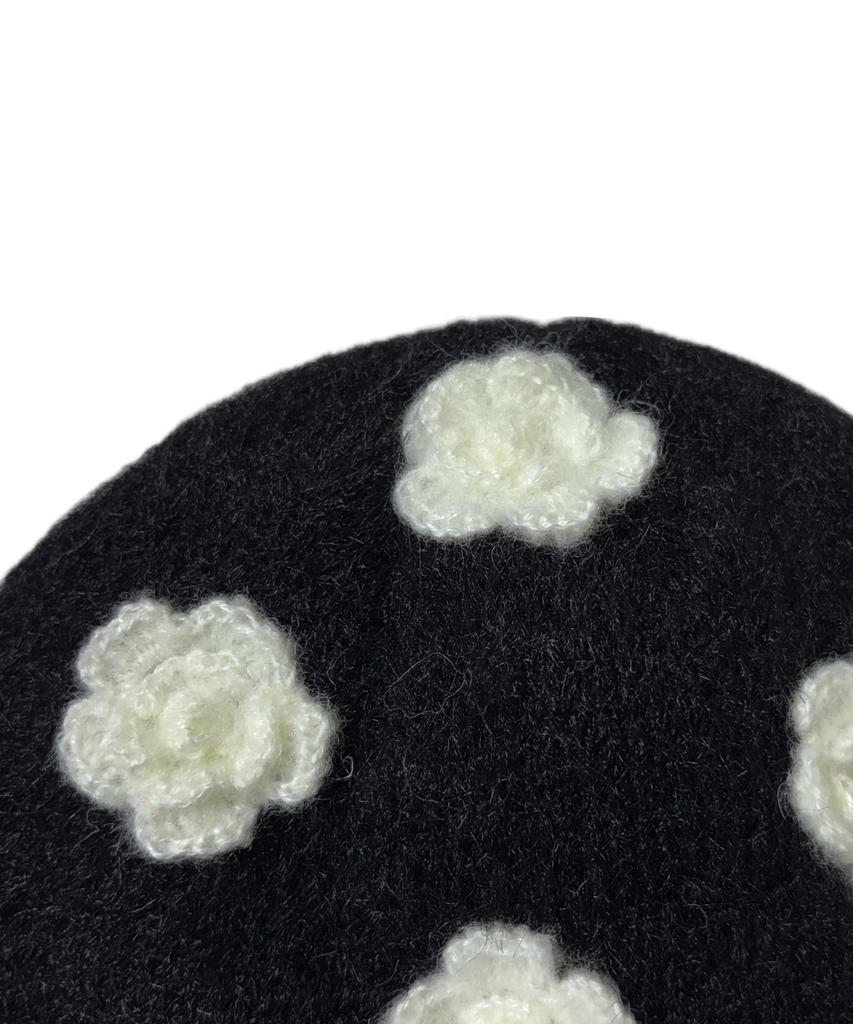 Leondieseu Flower Beanie (Black)