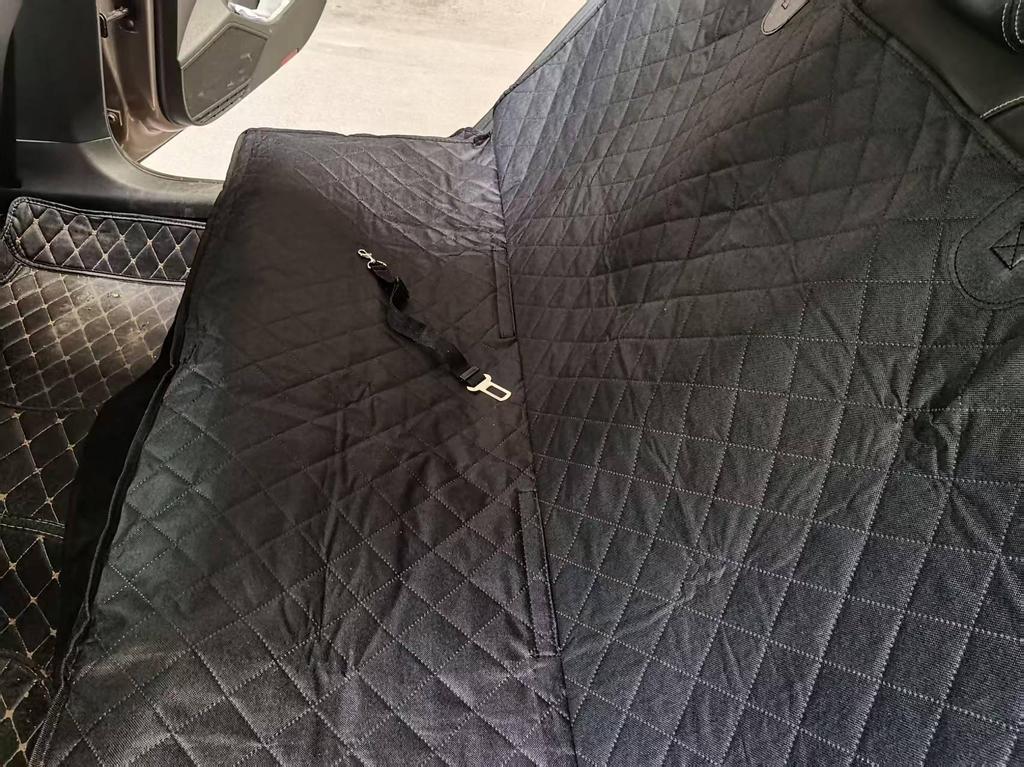 Thickened Waterproof Car Rear Seat Pet Cushion - Stain-Proof, Wear-Resistant Cover
