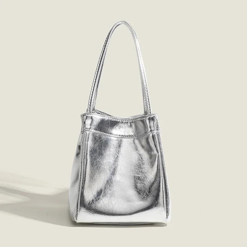 Silver Bucket Bag for Women 2025 New Fashionable and Simple Lunch Box Bag Niche Western-style Texture Hand-held Small Bag