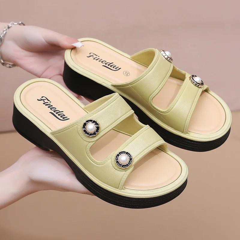 

2025 Summer High Heel Sandals Casual Non Slip Slippers Outdoor Fashion Slippers New Sandals Women s High Heel Shoes Women Shoes 36