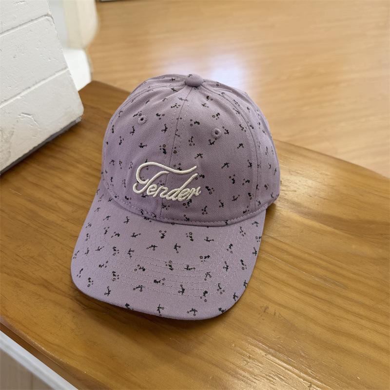 Small floral printing baseball cap women's spring summer embroidery letter curved brim cap casual versatile showing small face