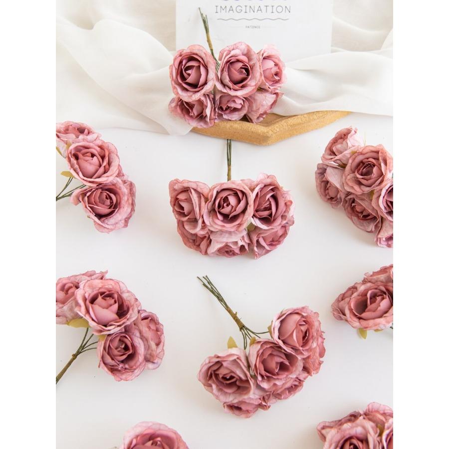 

МИНИ Бутон Розы Письмо DIY Материал для Венка Аксессуары для Конфетной Коробки Домашнее Свадебное Украшение Цветок на Запястье Невесты Цветок на Грудь Головной Цветок Материал 1PC