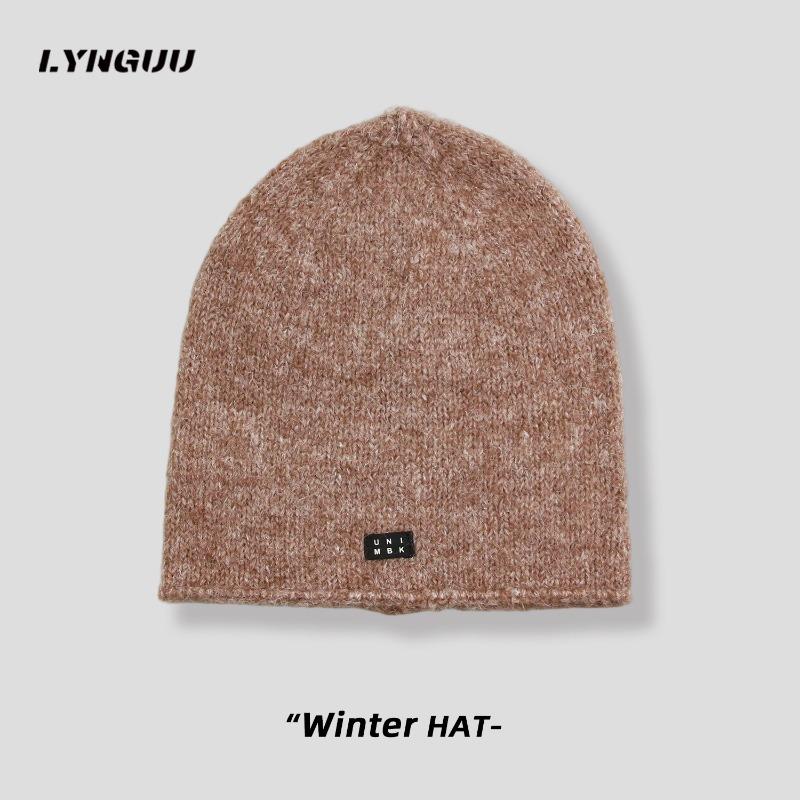 

Premium plush cold hat women s autumn and winter big head circumference retro stacking hat showing small face warm hat