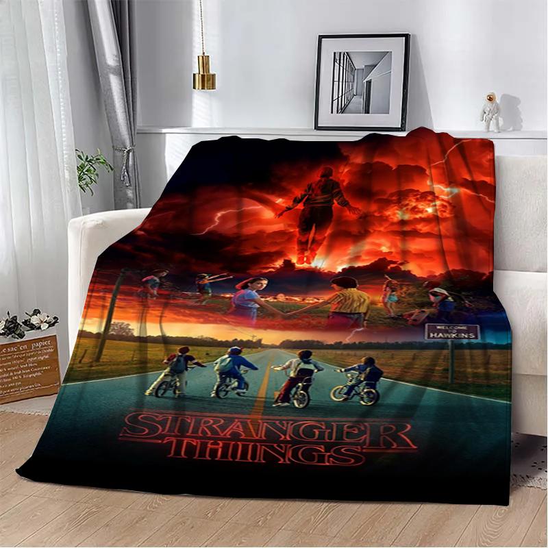 Custom Horror, Thriller 3D Printed T-The Unfamiliar Warm Flannel Blanket Living Room Sofa Camping Picnic Blanket Holiday Gifts