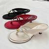 Fashion Luxury Metal Decoration Brand Slippers Women Fashion Cross Tied Kitten Heel Designer Shoes Comfortable Clip Toe Beach Flip Flops