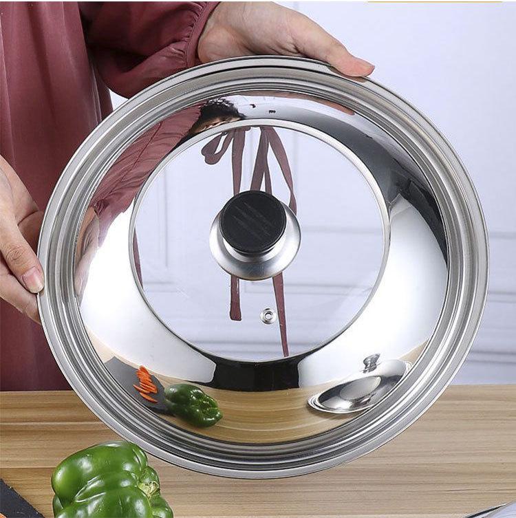 Old-Fashioned Cast Iron Non-Stick Wok for Stir-Frying on Home Gas Stove, Round Bottom Frying Pan