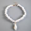 1PCS Fashionable Simple White Crushed Stone Conch Pendant Necklace for Women, Beach Vacation Conch Necklace