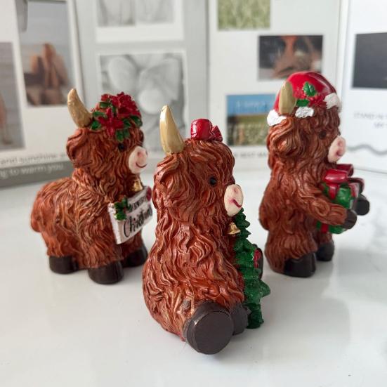 3Pcs Highland Cow Figurines Christmas Decor Resin Calf Animal Statue for Home Garden Office Rustic Farmhouse Tabletop Decoration
