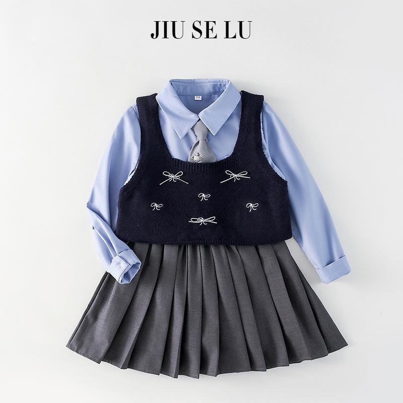 Girls' Autumn 2025 Academy Style: Bowknot Vest, Knit Vest & Pleated Skirt Set
