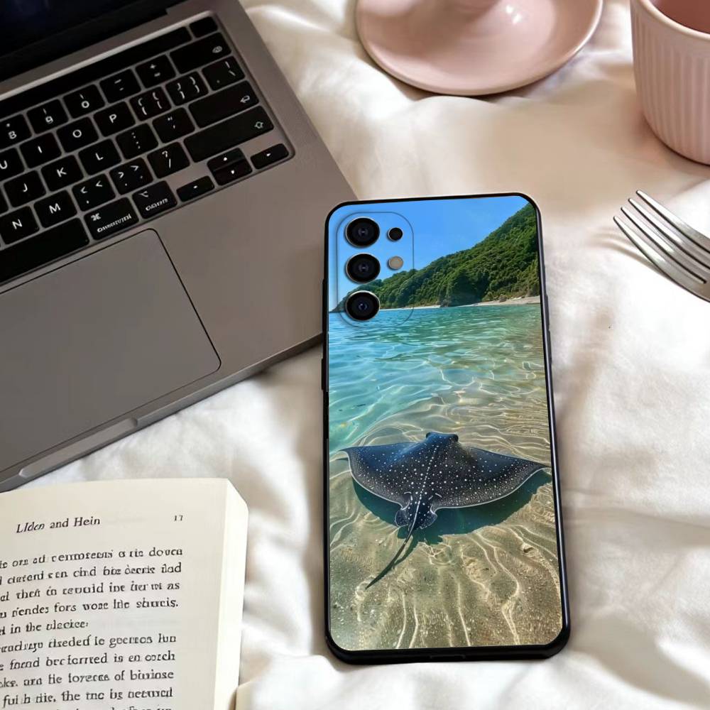 Cool marine life patterns Phone Case For Samsung S25,24,23,22,30,21,10,9,Ultra,Plus,Lite,FE,4,5 G Soft Black Case