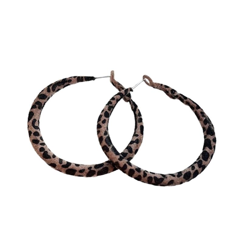 Lightweight Animal Pattern Geometric Dangle Earrings With Soft Flocking Finish Comfortable Wear Ear Accessories