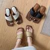 Fashion Retro Weaving Low Heel Slippers Women Fashion Metal Decoration Clip Toe Flip-flops Summer Elegant Brand Designer Beach Sandals