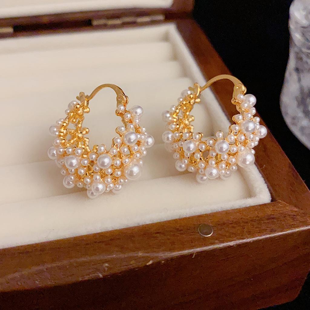 Elegant Ear Adornments Stylish Accessories Pearls Earrings Dangle Earrings Fashionable Ear Studs for Various Occasion