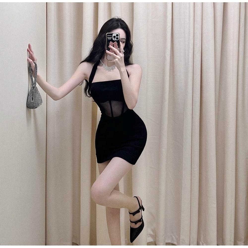 

Черное сетчатое платье-сарафан с облегающим верхом и высоким воротом L