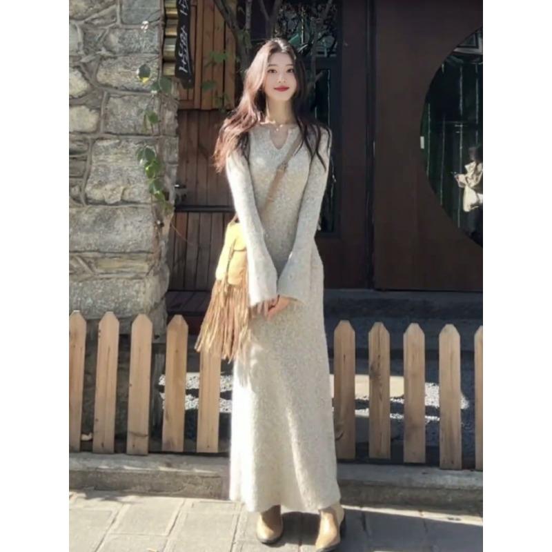 [] Early Autumn High-end Knitted Sweater Dress, Early Autumn New Women's Clothing Temperament Long Dress