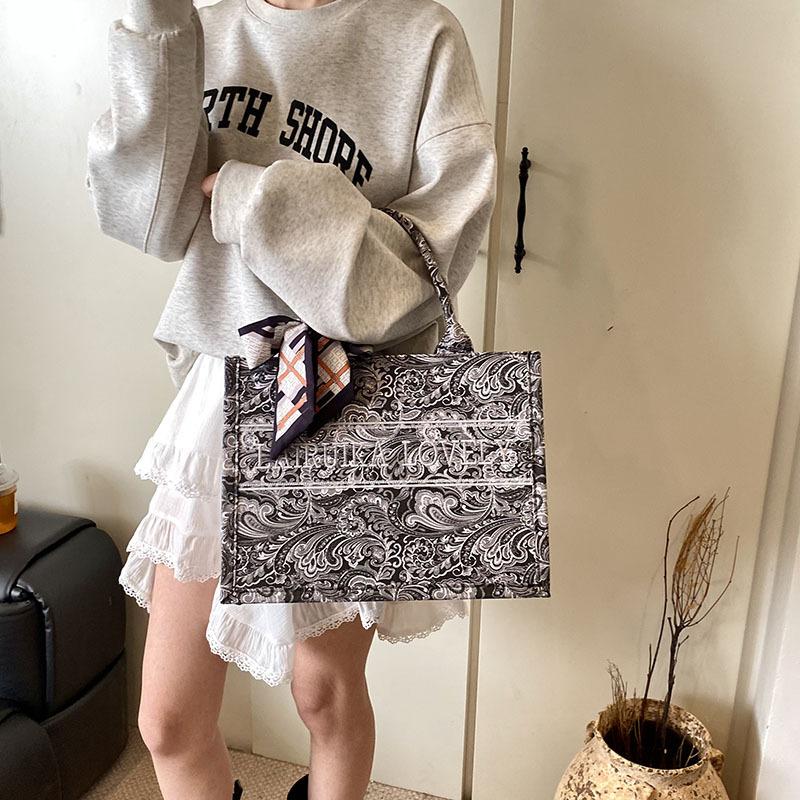 Geantă de lucru de mare capacitate pentru femei 2025 nouă iarnă casual de ultimă generație geantă tote portabilă brodată pentru femei