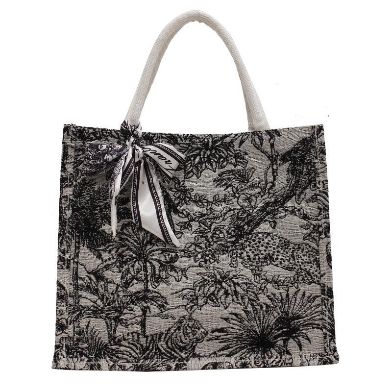 

Stylish Tote Handbag for Work and Everyday Use