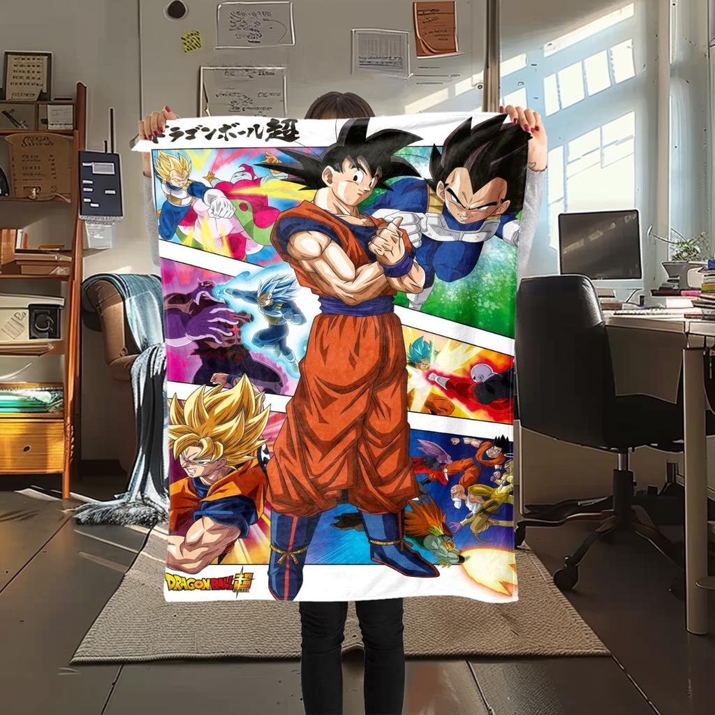 1pz Coperta in Flanella con Stampa Son Goku, Alta Qualità per Tutte le Stagioni, Decorazione per la Casa, Calore e Comfort, Perfetta per Regali di Natale