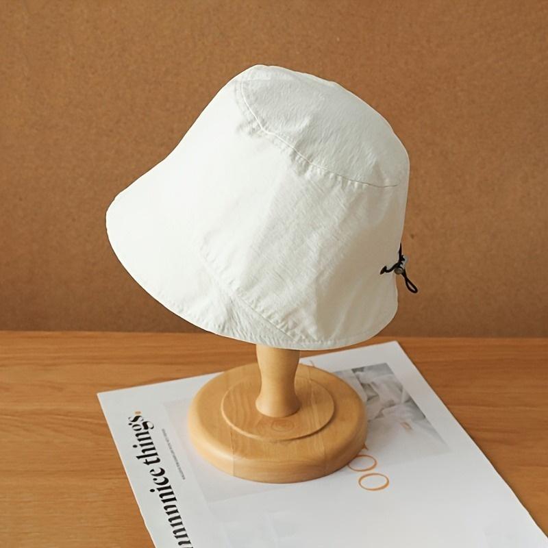 Chic Structured Bucket Hat. Wide Brim for Sun Protection. Versatile, Durable & Easy-care for Every Occasion.