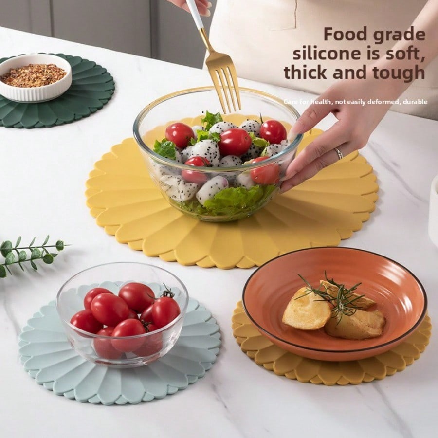 30cm Modern simple durable heat insulation placemat, silicone anti-scalding and high temperature resistant bowl mat