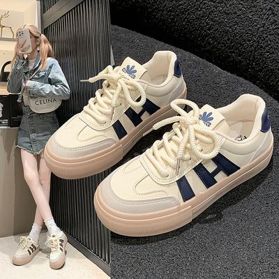 Thick-soled German Training Shoes, Spring and Autumn White Shoes for Women's  New Student Versatile Casual Lace-up Popular Sports Board Shoes