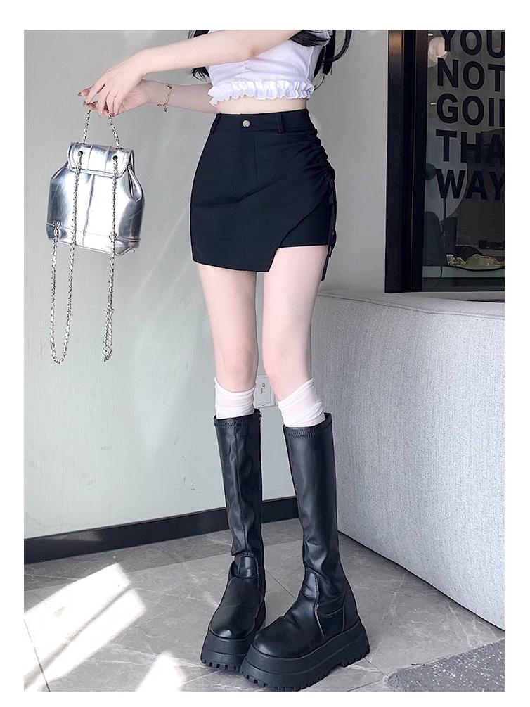 Dámská černá midi sukně áčkového střihu s vysokým pasem 2024 - Zeštíhlující, univerzální, s nepravidelným stahováním, ležérní bodycon design na léto.