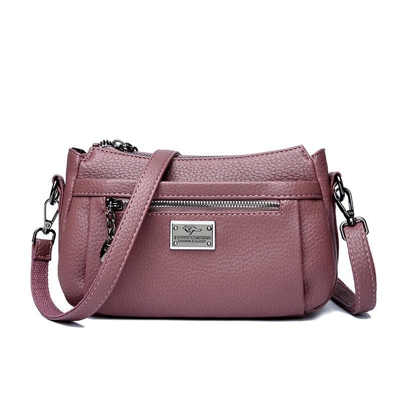 A Fashionable and Casual Large-capacity Women's Crossbody Bag