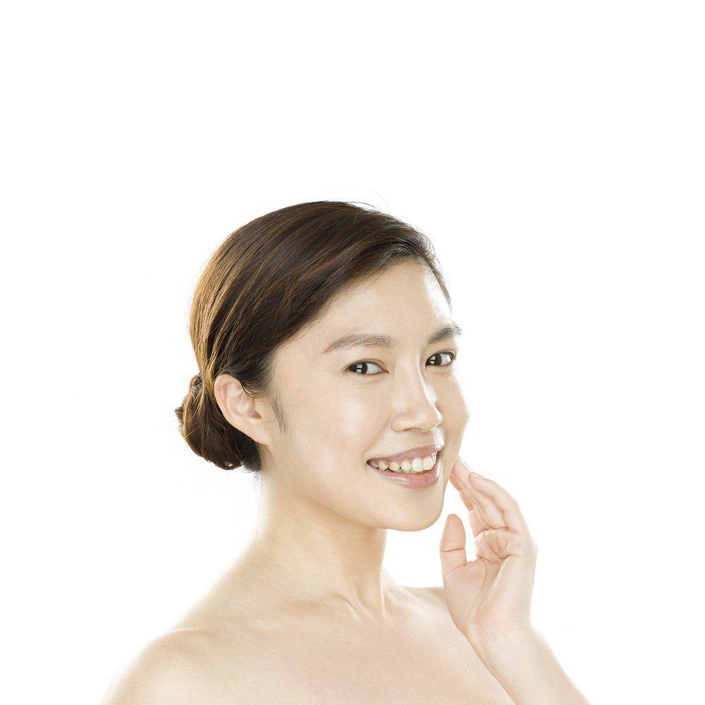 Dove Cleansing Water Refill 220ml