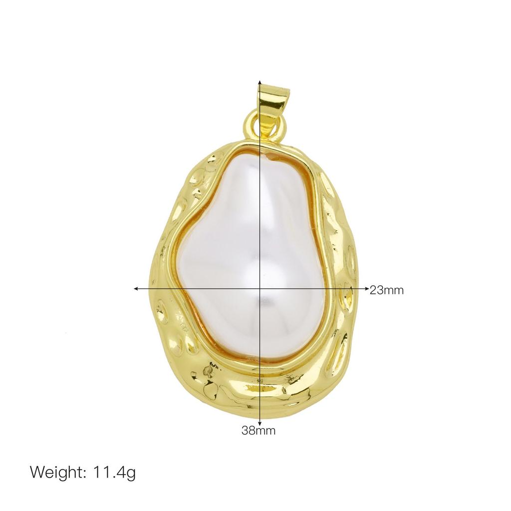 Personalized Light Luxury Copper Plated With Pearls, Heart-Shaped Love Bee Flower Necklace Pendant Accessories