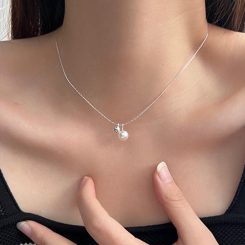 Pearl Necklace Female Niche High-End Sense Light Luxury Design Collarbone Chain Star Ins Student Girlfriends Spring And Summer Must-Have