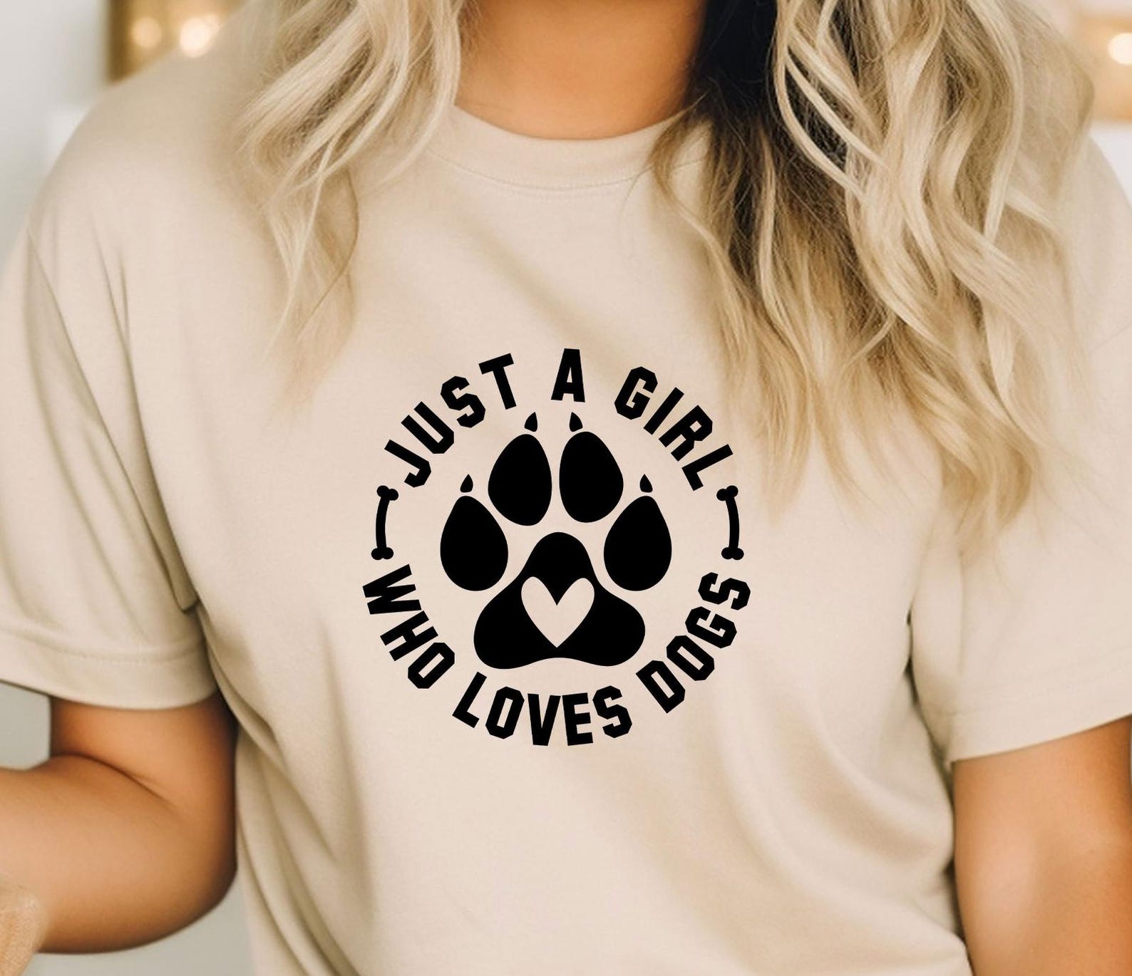 Funny Dog Shirt, Just A Girl Who Loves Dogs, Animal Lover Tshirt, New Dog Owner Gift, Dog Person, Dog Mom Shirt, Fur Mama Tee 3XL