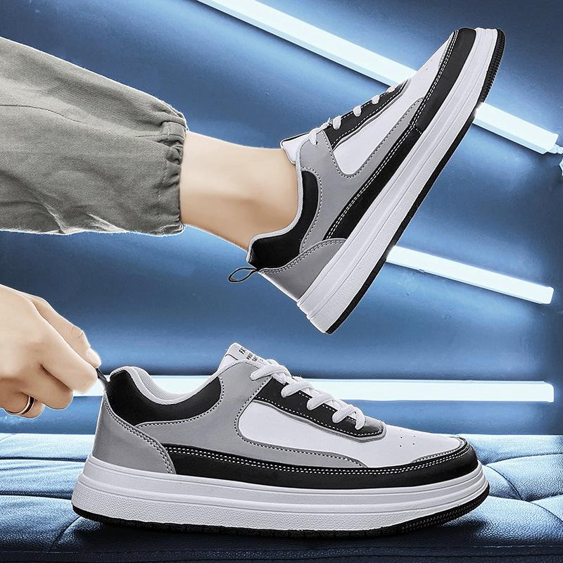 New Men's Skateboarding Shoes Light Trekking Shoes Men Soft outdoor walking shoes Men Breathable sneakers men large size 48 Comfortable Soft Sole Non