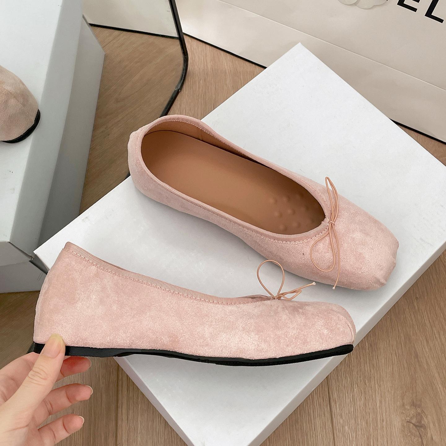 

Retro French flat bottom inner height increase shallow mouth single shoes women s 2025 new autumn skirt versatile Mary Jane shoes 35 розовый